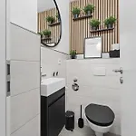 Namasté Homes - Mit Balkon - Garage Appartement *