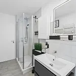 Namasté Homes - Mit Balkon - Garage