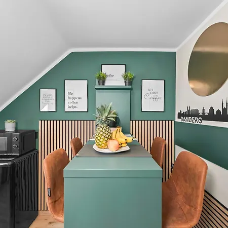 Namaste Homes - Mit Balkon - Garage * Bamberg