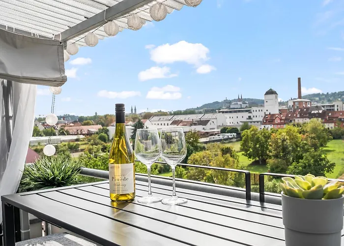 Namaste Homes - Mit Balkon - Garage